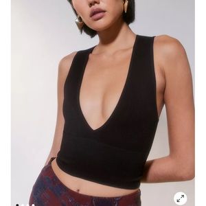 Medium Black V-neck Urban Outfitters Crop Top